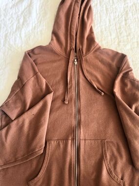 Time And TRU Women's Zip-Up Hooded Jacket in Rust Brown